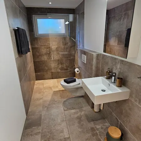 Ersalin Im Schoenen Domleschg Apartmán